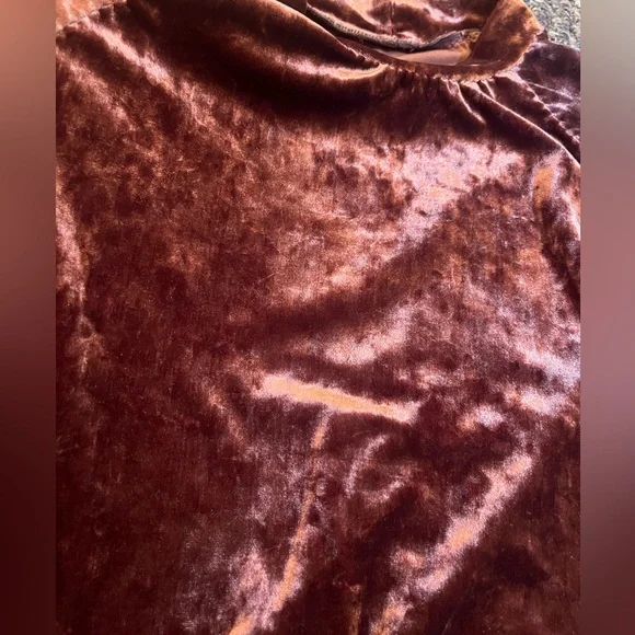 Set of Two Hand Sewn Velvet Tops - Sz Small - Picture 4 of 12